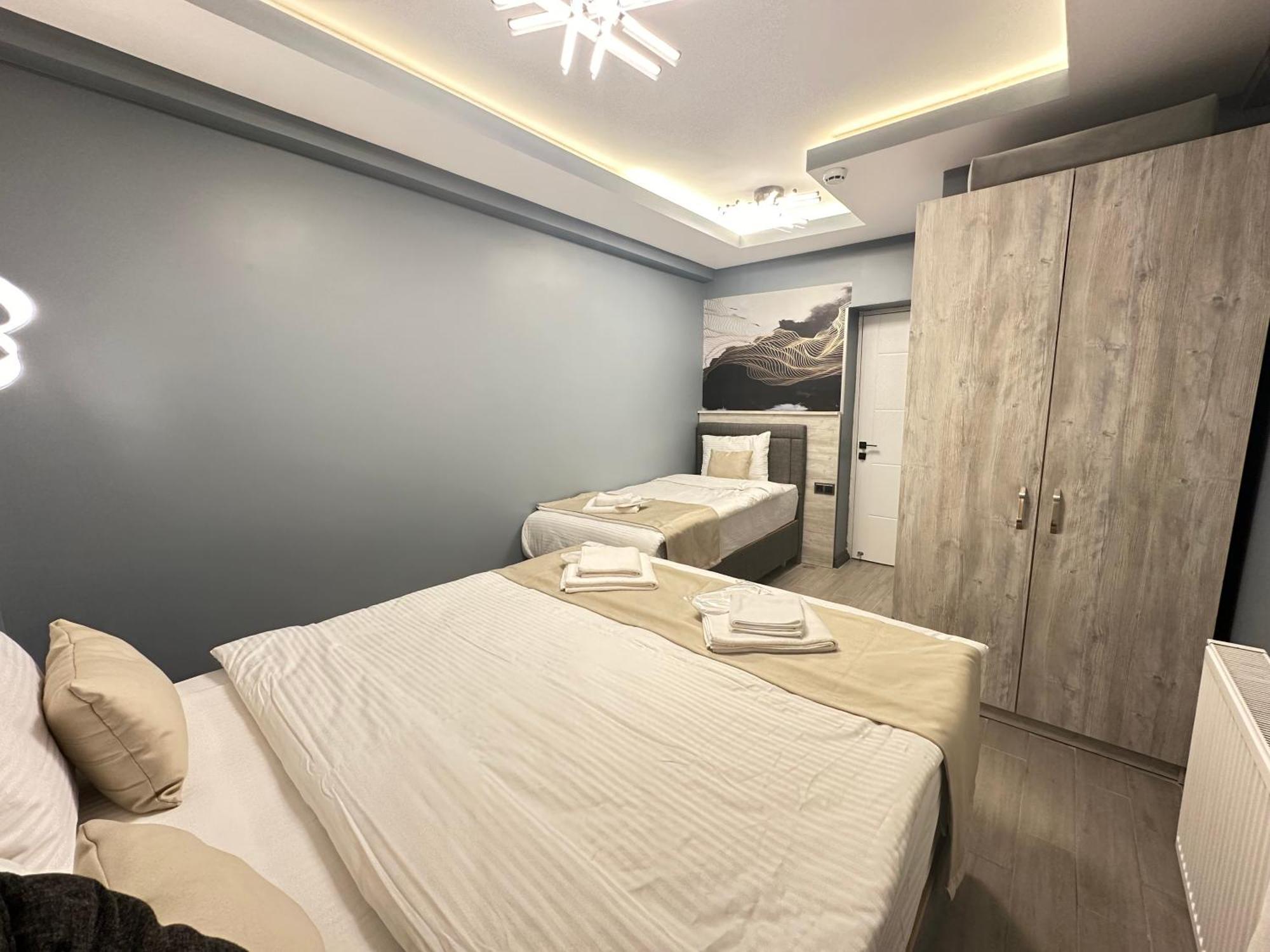 Blue Moonrise Hotel Istanbul Exterior photo